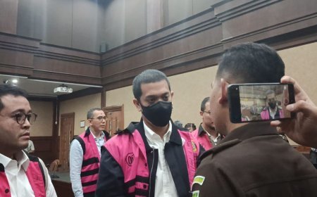 Daftar Hitam Korupsi Pertamina Rp285 T Terkuak Berau Coal PAMA Adaro Diduga Nikmati Untung Ilegal Solar Rp2,54 T