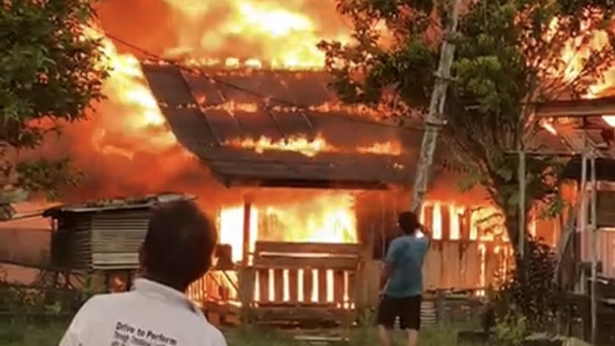 Si Jago Merah Hanguskan Tiga Rumah di Tembudan, Kerugian Ditaksir Mencapai Ratusan Juta