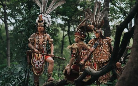 Menelusuri Jejak Budaya Suku Dayak, Penjaga Rimba di Jantung Kalimantan