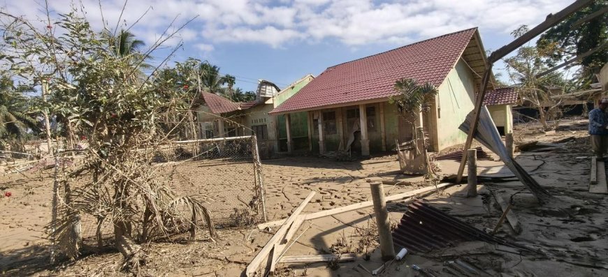 Kemendikdasmen Terbitkan Aturan Pembelajaran Darurat bagi Sekolah Terdampak Bencana