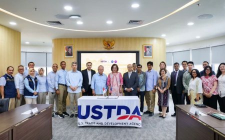 OIKN dan USTDA Teken Kontrak Hibah 2,49 Juta Dolar AS untuk Solusi Kota Cerdas