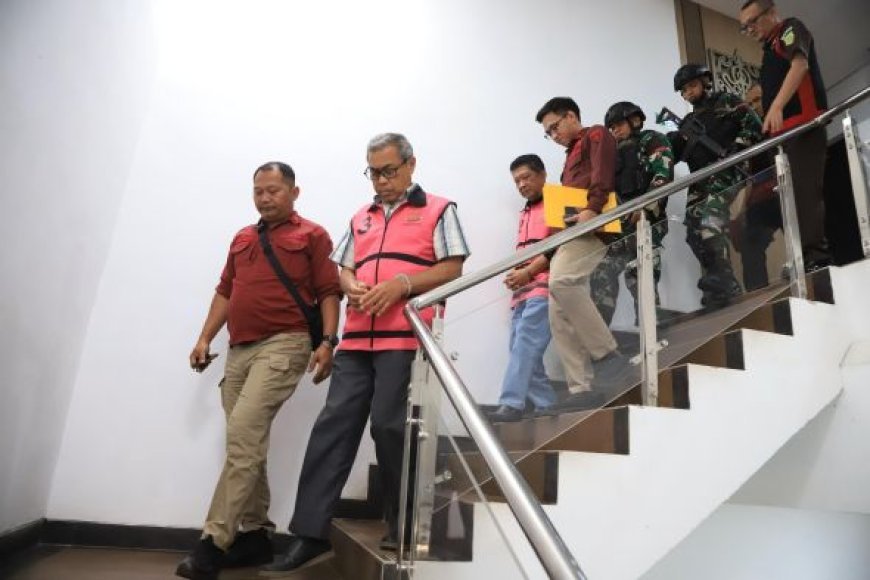 Kejati Kaltim Tahan 2 Mantan Kadistamben Kukar Terkait Korupsi IUP Rp500 Miliar