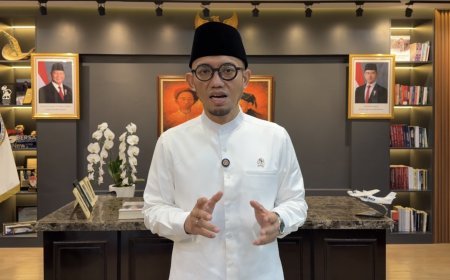 Pemerintah Imbau Penundaan Keberangkatan Umrah, Situasi Eskalasi Timur Tengah Jadi Pertimbangan