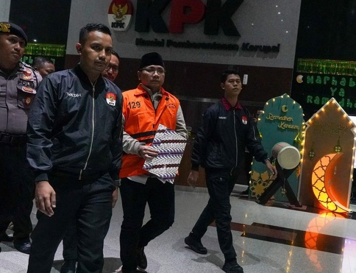 Skandal Korupsi Kuota Haji Terbongkar, Eks Menag Yaqut Resmi Ditahan KPK
