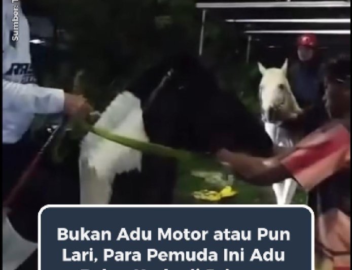 Jelang Sahur di Cirebon, Jalan Raya Jadi Arena Balap Kuda