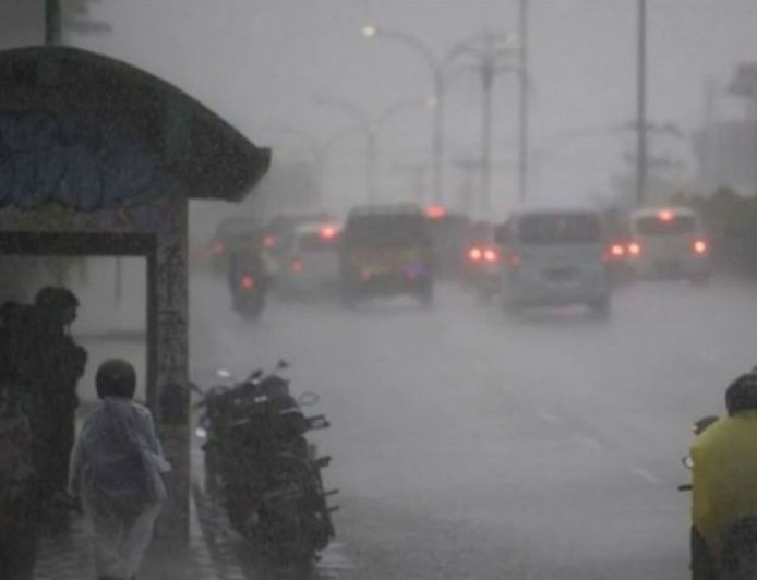 Hujan Mengintai Jalur Mudik Kaltim, Warga Diminta Waspada dan Siaga