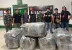 Satgas Pamtas Yonkav 13/SL Amankan Karpet Ilegal di Aji Kuning  Kaltara