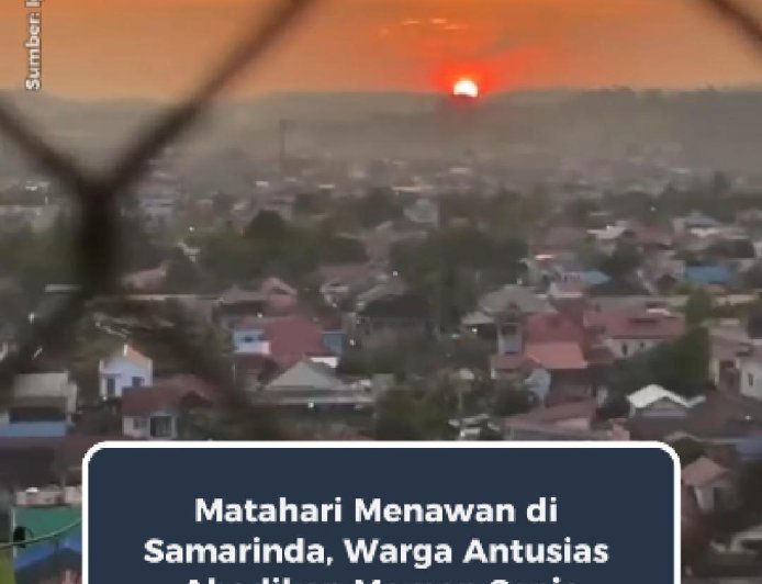 Matahari Menawan di Samarinda, Warga Antusias Abadikan Momen Senja