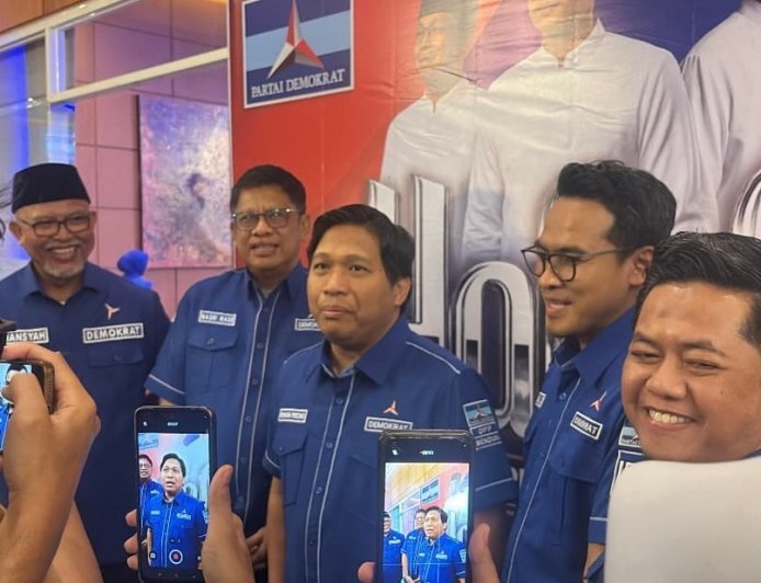 Kritik Kegaduhan di Kaltim, Irwan Fecho: "Kurangi Berisik, Banyakin Kerja untuk Rakyat!"