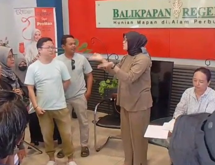 Bertahun-tahun Tak Dibangun, Puluhan Konsumen Balikpapan Regency Geruduk Kantor Developer