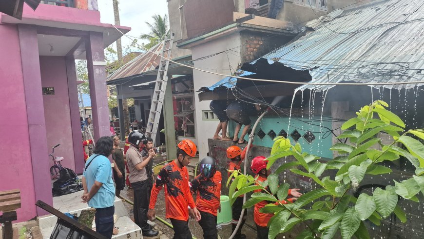 Diduga Korsleting Listrik, Satu Rumah di Sambaliung Berau Terbakar