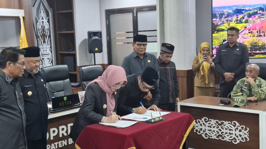 DPRD dan Pemkab Berau Sepakati 8 Raperda Tahun 2026