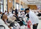 Lepas Jemaah Haji Berau, Gamalis Ingatkan Kesiapan Fisik Hadapi Cuaca Arab Saudi