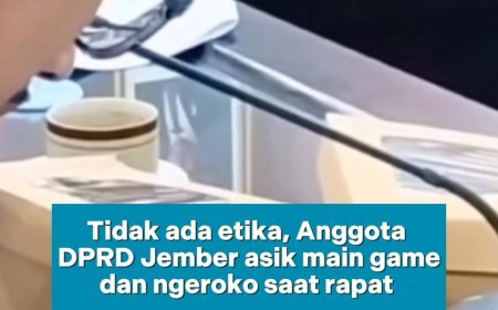 Tidak Punya Etika, Oknum Anggota Dewan Jember Berokok dan Main Game saat Rapat