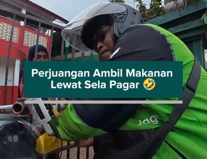 Perjuangan Ambil Makanan Lewat Sela Pagar: Penerima Putar Otak