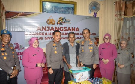 Polres Berau Gelar Bakti Sosial, Salurkan Bantuan Sembako ke Masyarakat