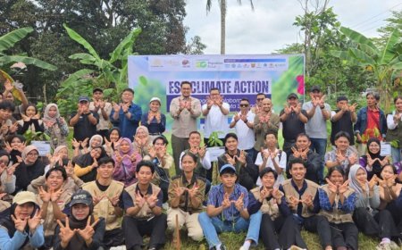Pegadaian Samarinda Buat Program Penghijauan, Tanam 2000 Pohon di Desa Pampang