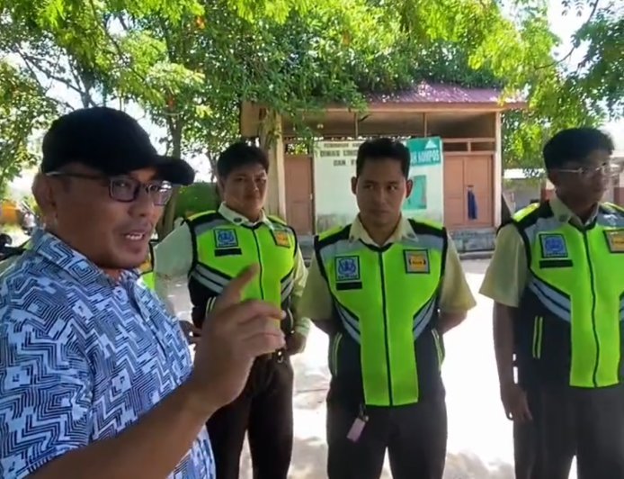 Abai Aturan Jam Operasional, Pedagang Pasar Subuh Sanggam Adji Dilayas Disidak Kepala UPTD
