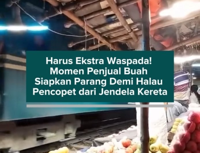 Harus Ekstra Waspada! Momen Penjual Buah Siapkan Parang Demi Halau Pencopet dari Jendela Kereta