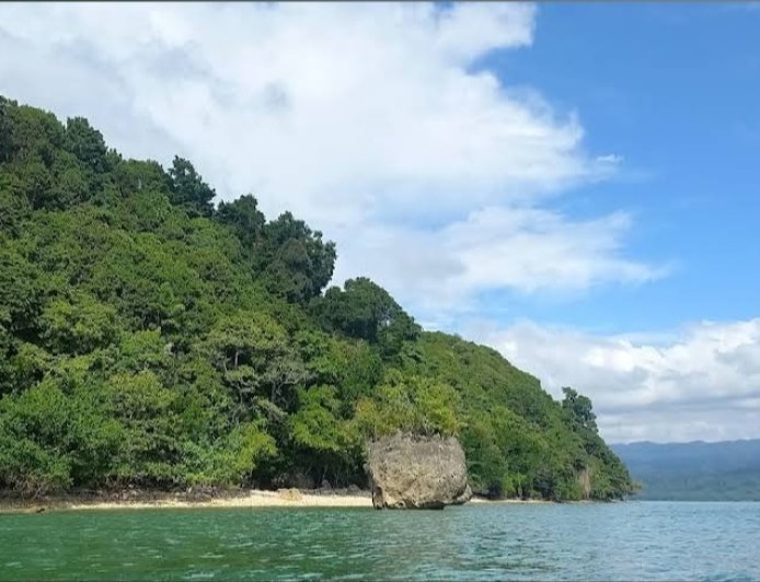 Kaltim Proyeksikan Kawasan Batu Purba Tanjung Sinondok Berau Jadi Laboratorium Alam