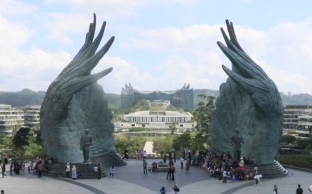 Jelang Berakhir Libur Sekolah, Warga Padati Kawasan IKN