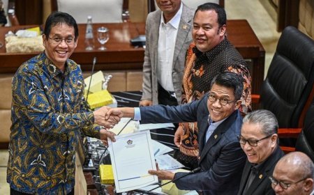 DPR RI Sahkan RUU PFII: Karpet Merah Investor Global, PPh 0% Hingga Pengadilan Khusus