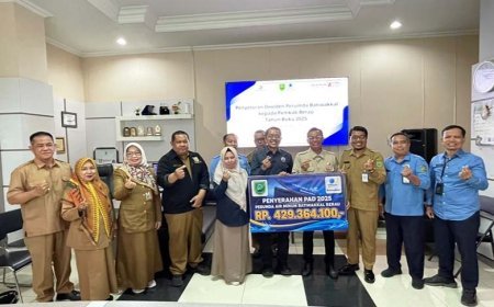 Kontribusi PAD Berau: Perumda Air Minum Batiwakkal Serahkan Dividen Tahun 2025