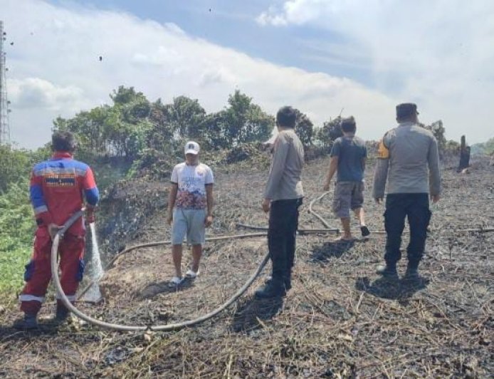 Kebakaran Lahan Seluas 1 Hektar Kembali Terjadi di Labanan Makmur, Api Berasal dari Pembakaran Sampah