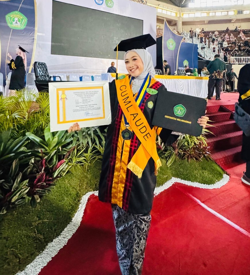 Raih Predikat Lulusan Terbaik S2 Unmul, Ayu Buktikan Perempuan Tetap Bisa Berprestasi di Tengah Beragam Peran