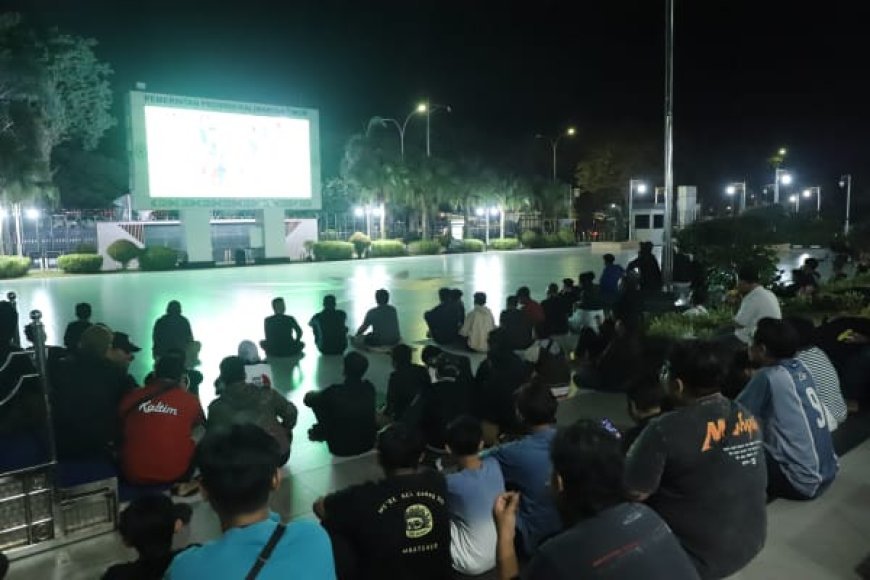 Pemprov Kaltim Gelar Nonton Bareng Semifinal Bersama Warga