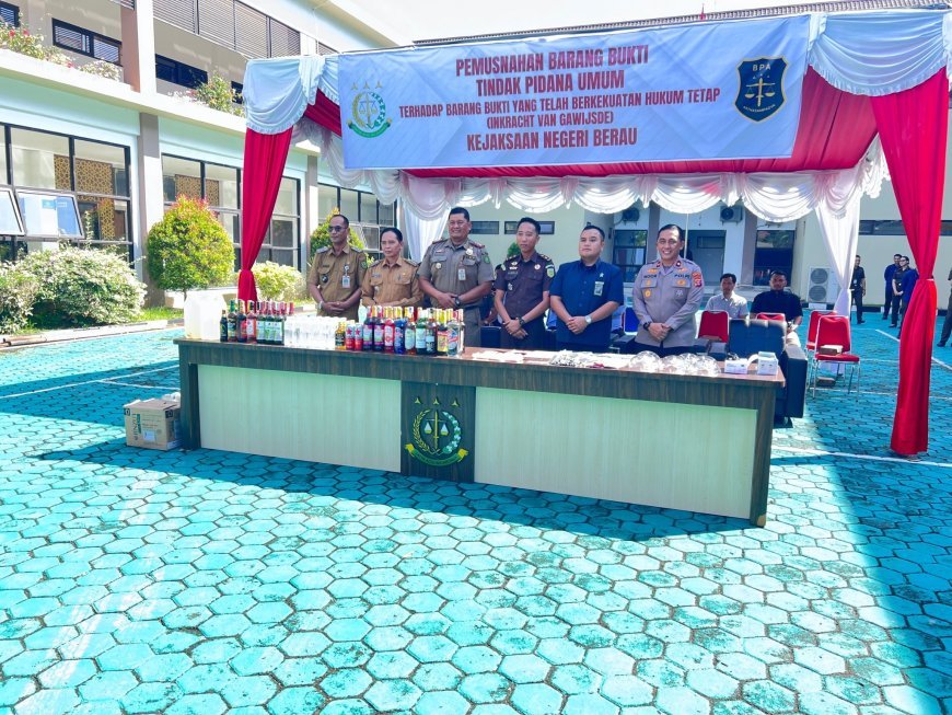 Tutup Celah Penyalahgunaan, Kejari Berau Musnahkan 130 Barang Bukti Perkara Hukum