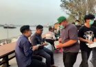 Jaga Masyarakat dari Terpapar Asap, Wakil Bupati Berau Turun Bagikan Masker
