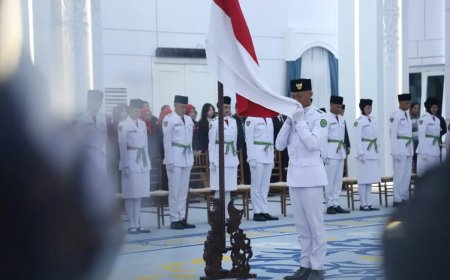 Wagub Seno Aji Kukuhkan 40 Anggota Paskibraka Kaltim 2026