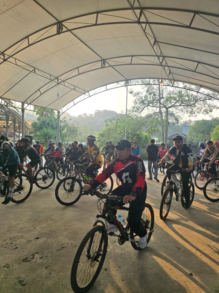 Promosikan Wisata Lokal, Dispar Kaltim Gelar Gowes Wisata Sambut HUT ke-81 RI