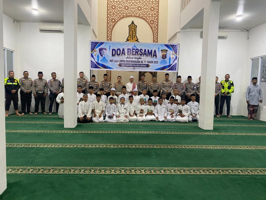 Peringati HUT Ke-71 Satlantas, Polres Berau Gelar Bakti Sosial