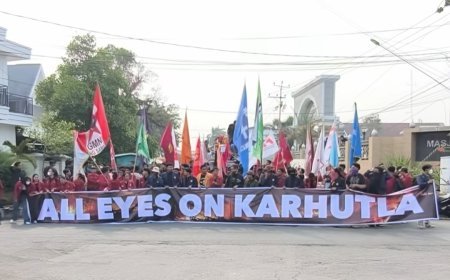 Ribuan Massa Gelar  Aksi di Kantor Gubernur Kaltim, Suarakan 7 Tuntutan Krisis Daerah