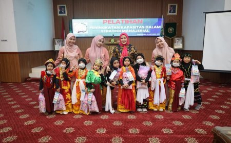 Bentengi Anak dari Kabut Asap, Dinkes Kaltim Pasok Masker ke Sekolah PAUD