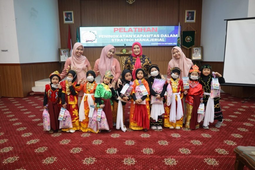 Bentengi Anak dari Kabut Asap, Dinkes Kaltim Pasok Masker ke Sekolah PAUD